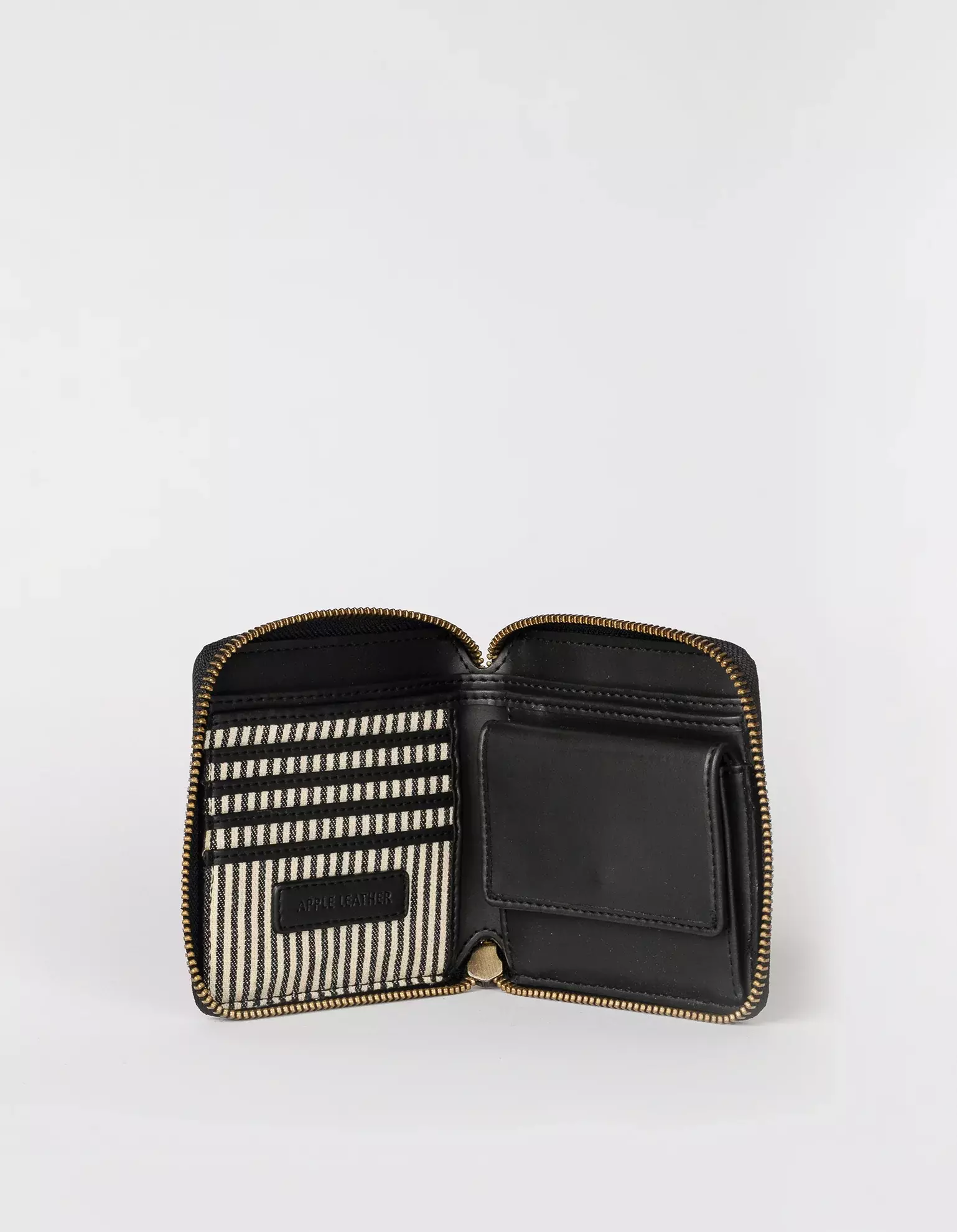 O My Bag Sonny Square Wallet Black Vegan Uppeal Geldbörse Portemonnaie